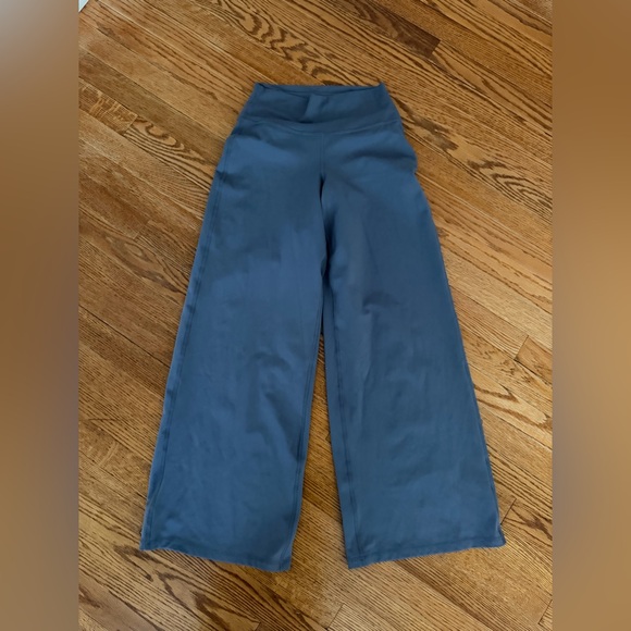 Wide leg sweatpants / leggings - Picture 1 of 3